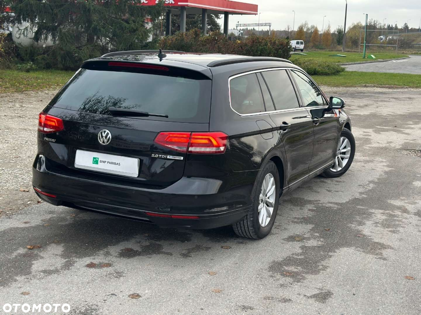 Volkswagen Passat 2.0 TDI SCR Comfortline - 14
