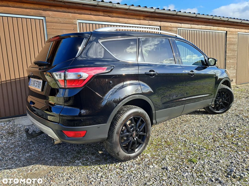 Ford Kuga 2.0 TDCi 4WD Titanium - 4