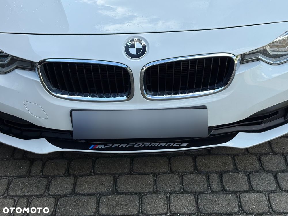 BMW Seria 3 318i - 14