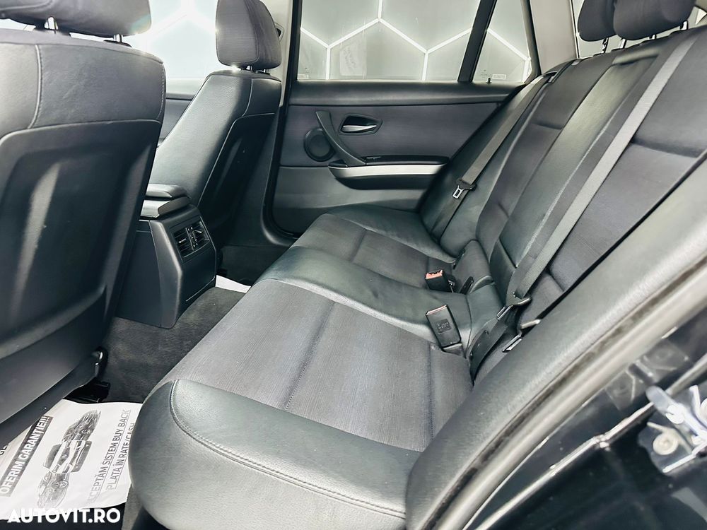 BMW Seria 3 318d DPF Edition Exclusive - 16