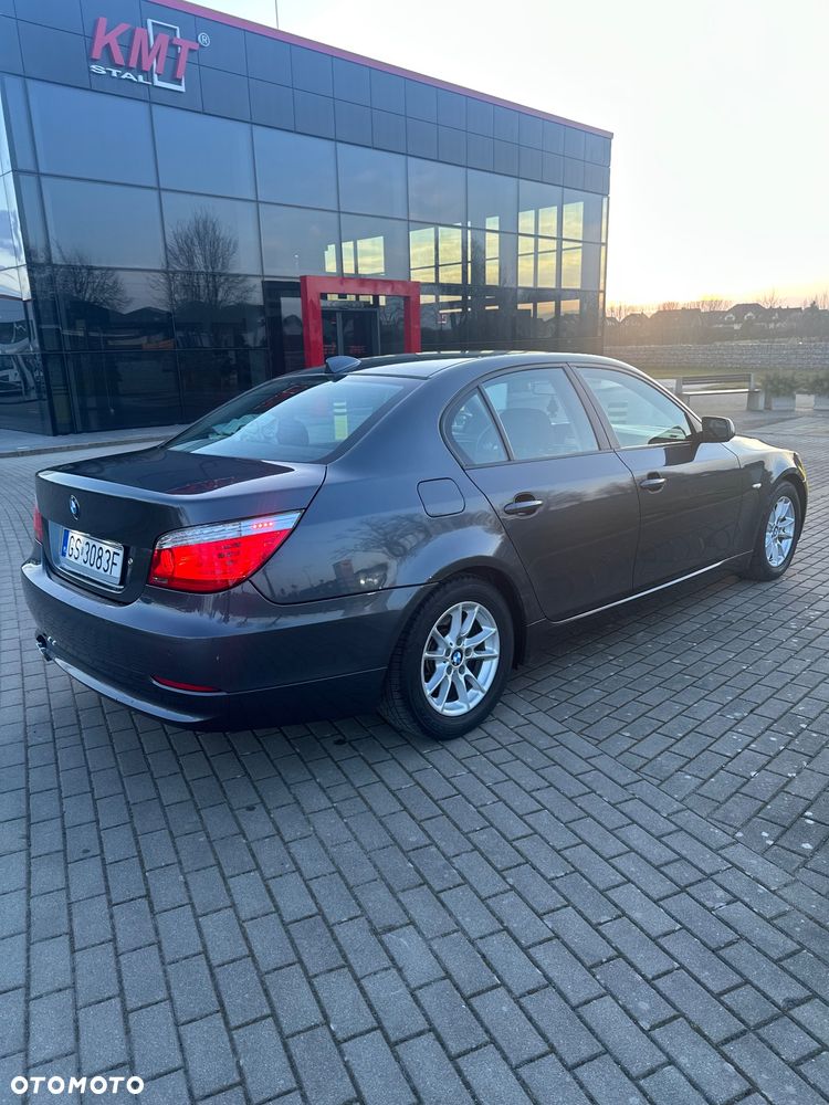 BMW Seria 5 525d Edition Sport - 21