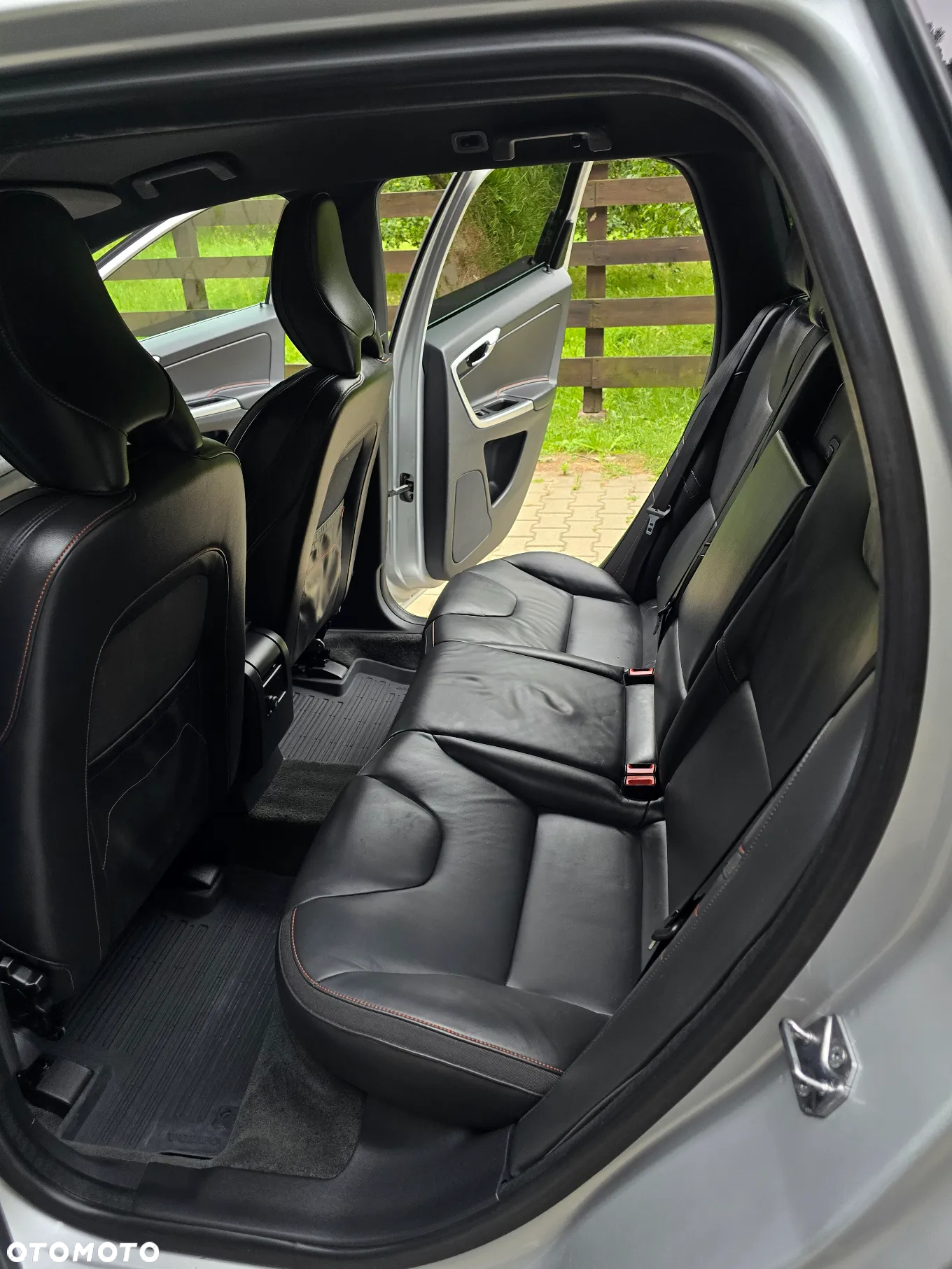 Volvo XC 60 D4 Ocean Race - 22