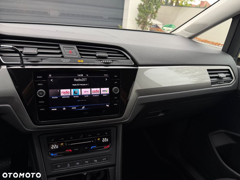Volkswagen Touran - 19