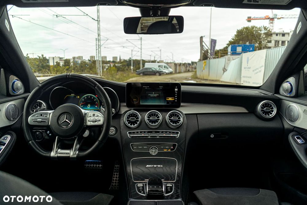 Mercedes-Benz Klasa C AMG 63 AMG Speedshift MCT 9G - 25