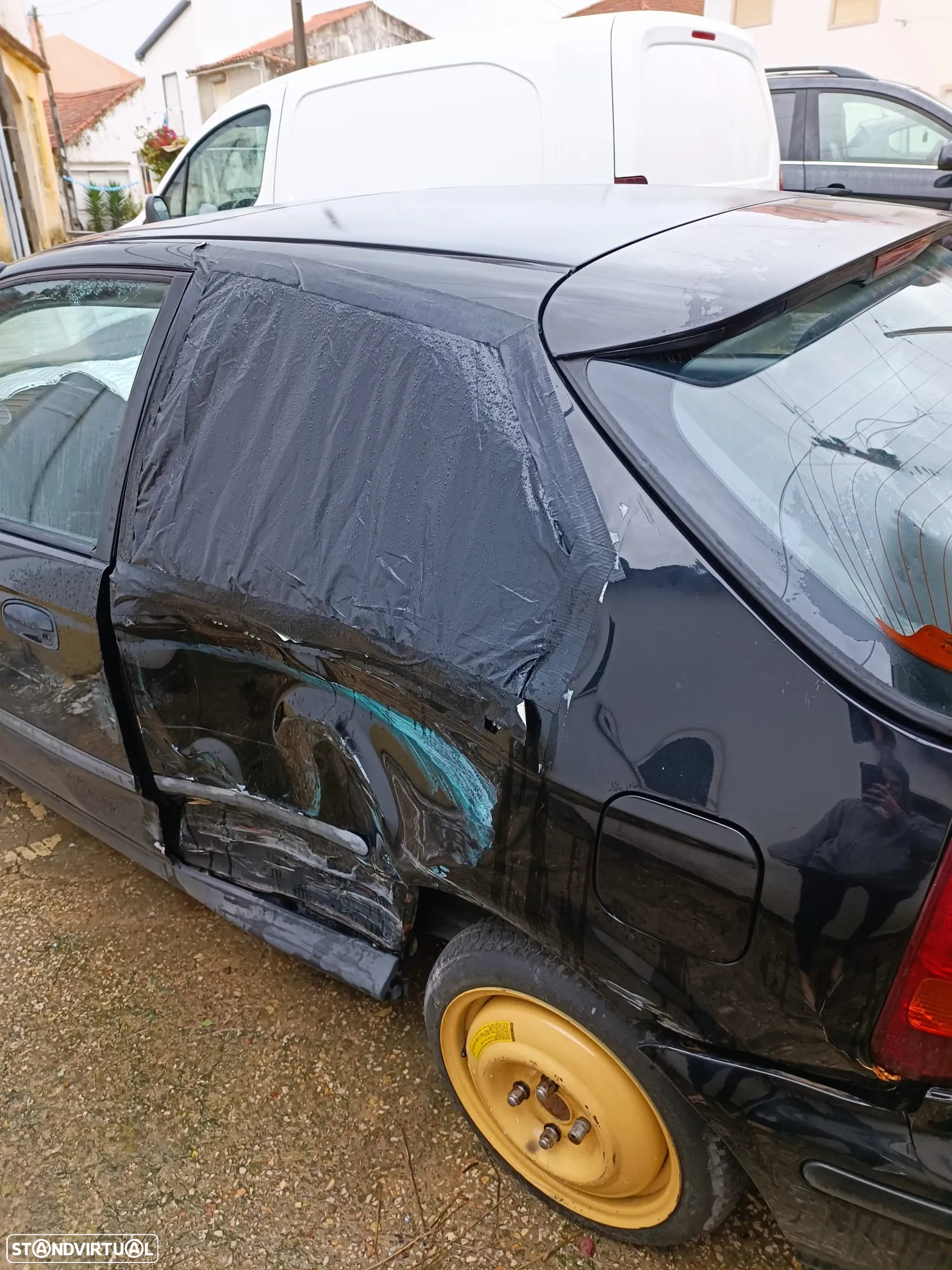 Honda Civic 1.4i S - 4