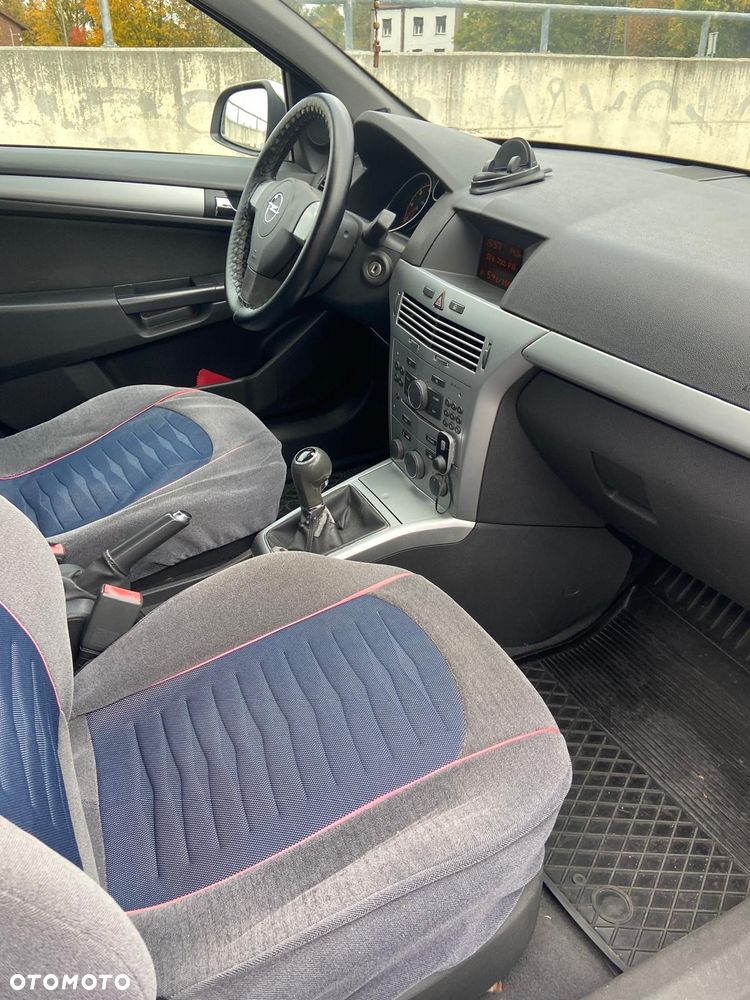 Opel Astra - 8