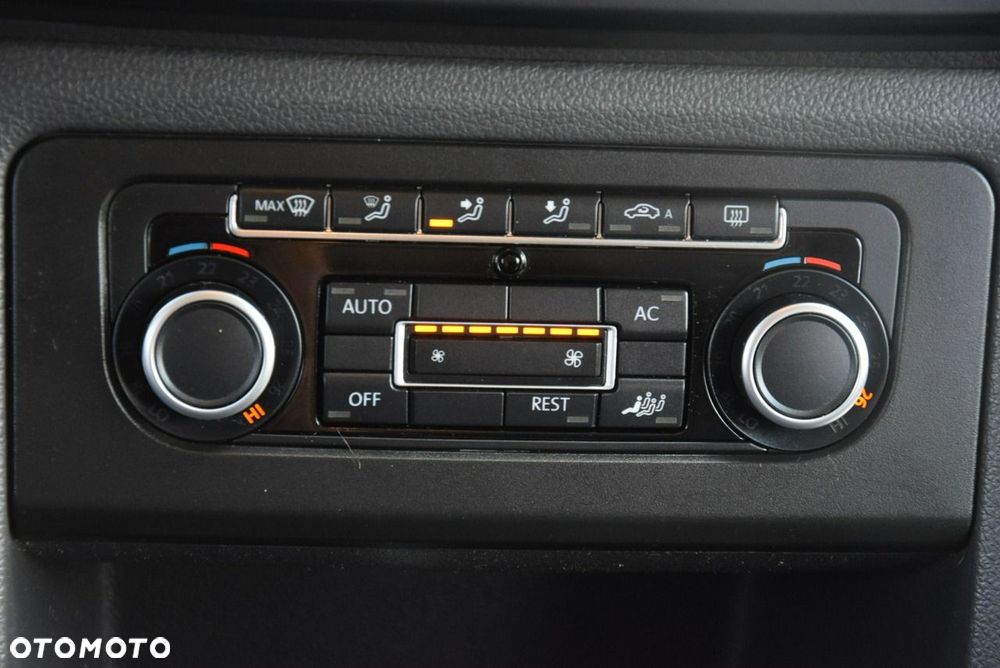 Volkswagen Amarok - 32