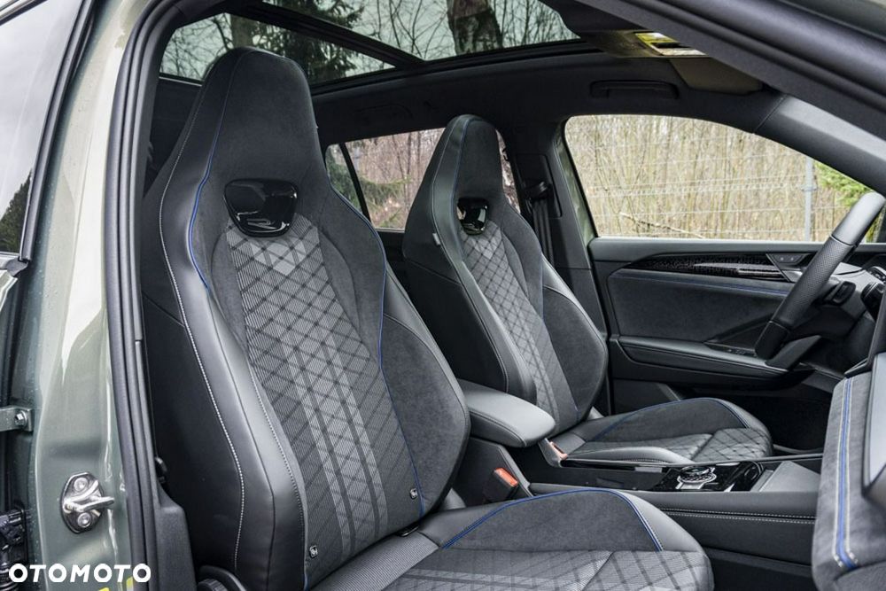 Volkswagen Tayron 2.0 TSI OPF 4MOTION DSG R-Line - 24