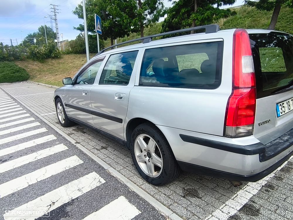 Volvo V70 2.4 D5 - 9