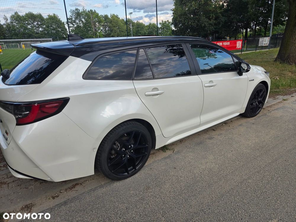 Toyota Corolla 1.8 Hybrid Executive - 2