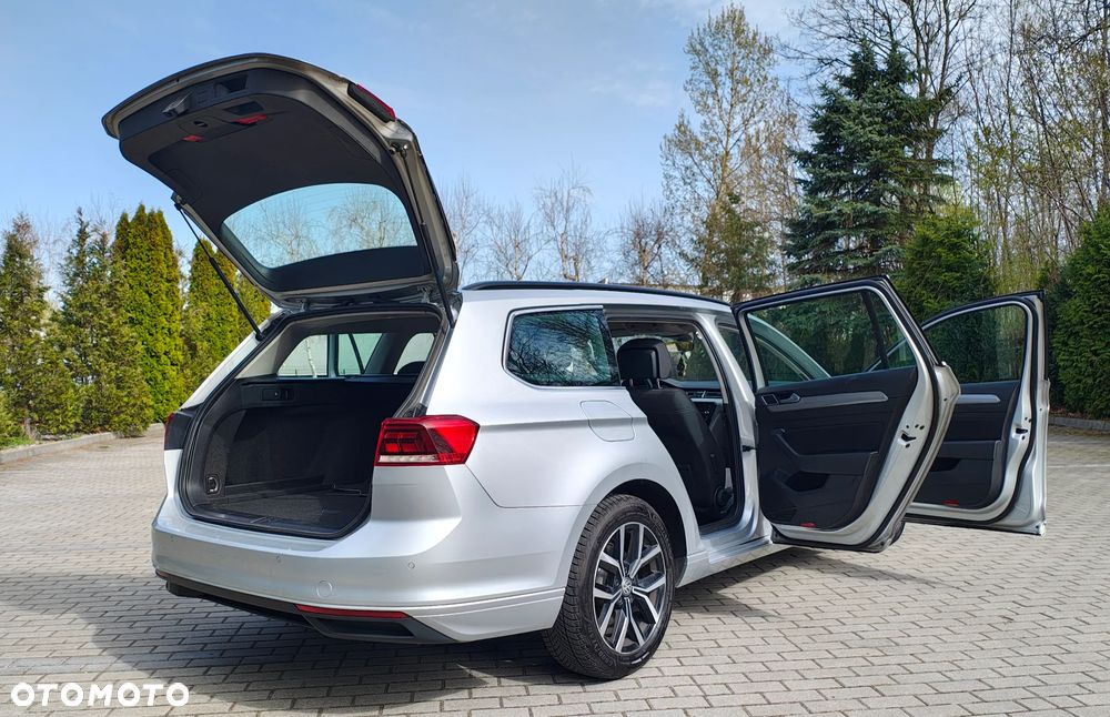Volkswagen Passat 2.0 TDI Business DSG - 20