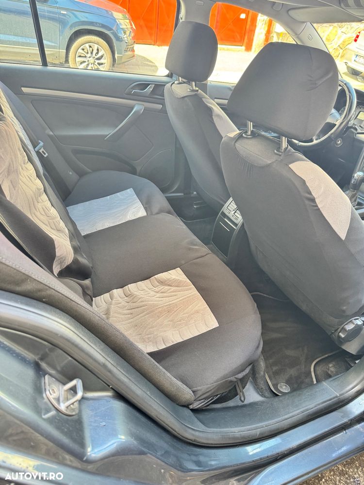 Skoda Octavia 2.0 TDI Business - 6