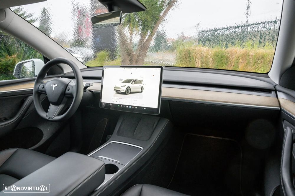 Tesla Model Y Tração Traseira - 10