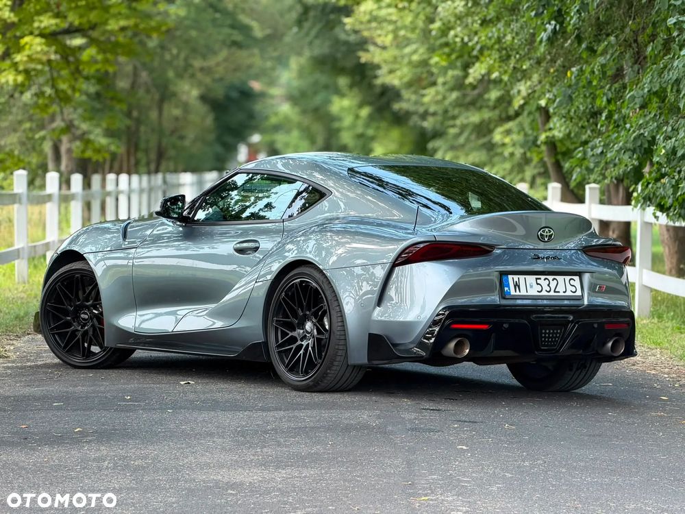 Toyota Supra 3.0 Turbo - 6