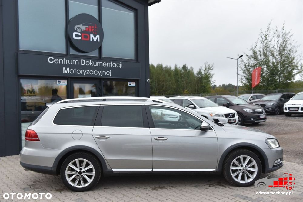 Volkswagen Passat Alltrack - 11