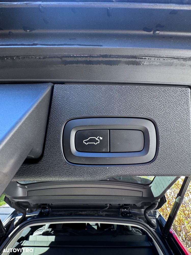 Volvo XC 60 T8 Twin Engine AWD Inscription - 16