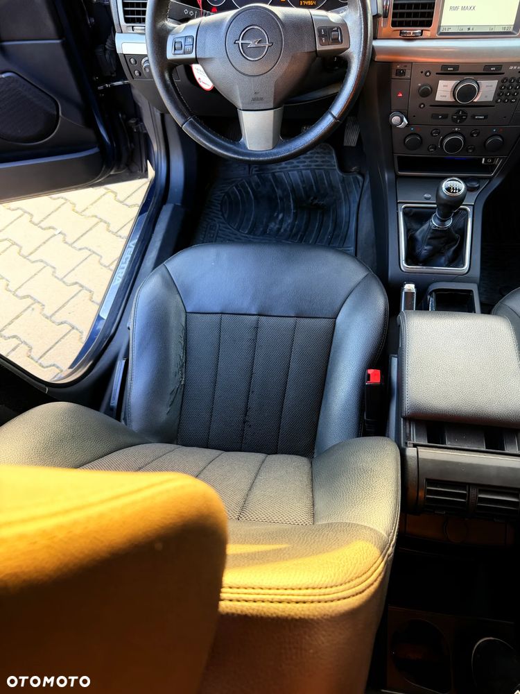Opel Vectra 1.9 CDTI Sport / GTS - 9