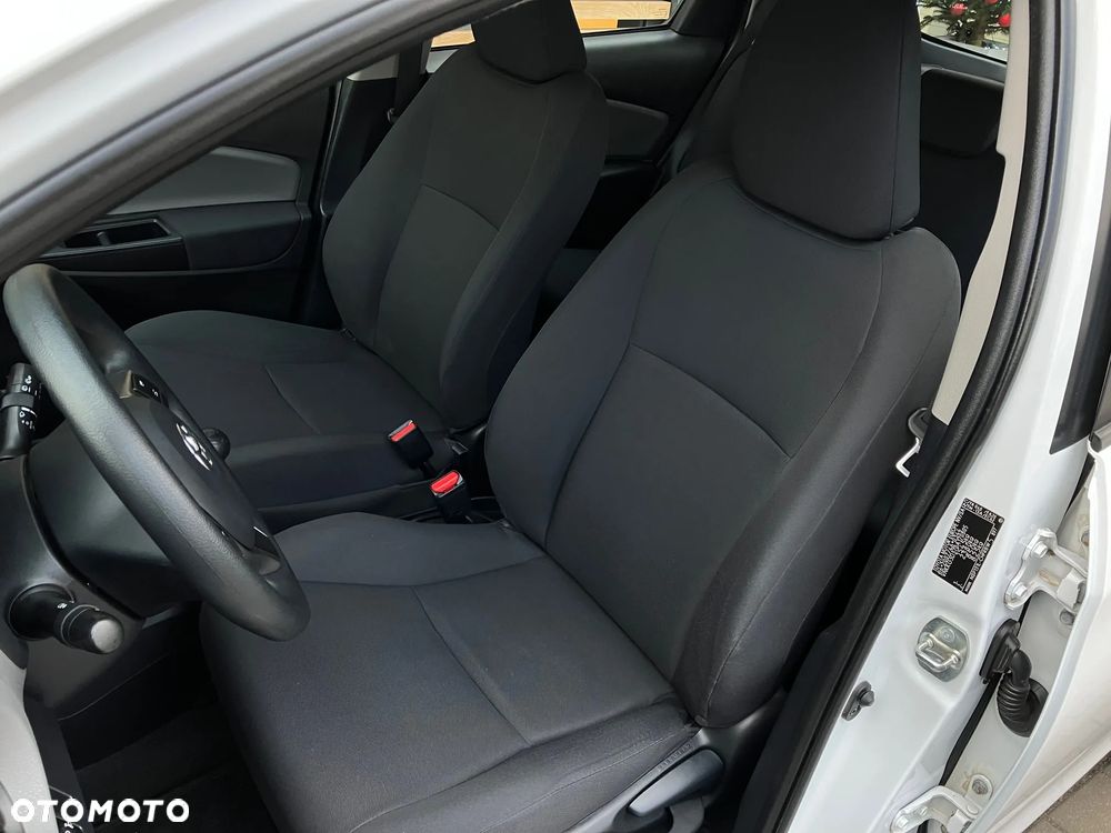 Toyota Yaris 1.5 Active - 25