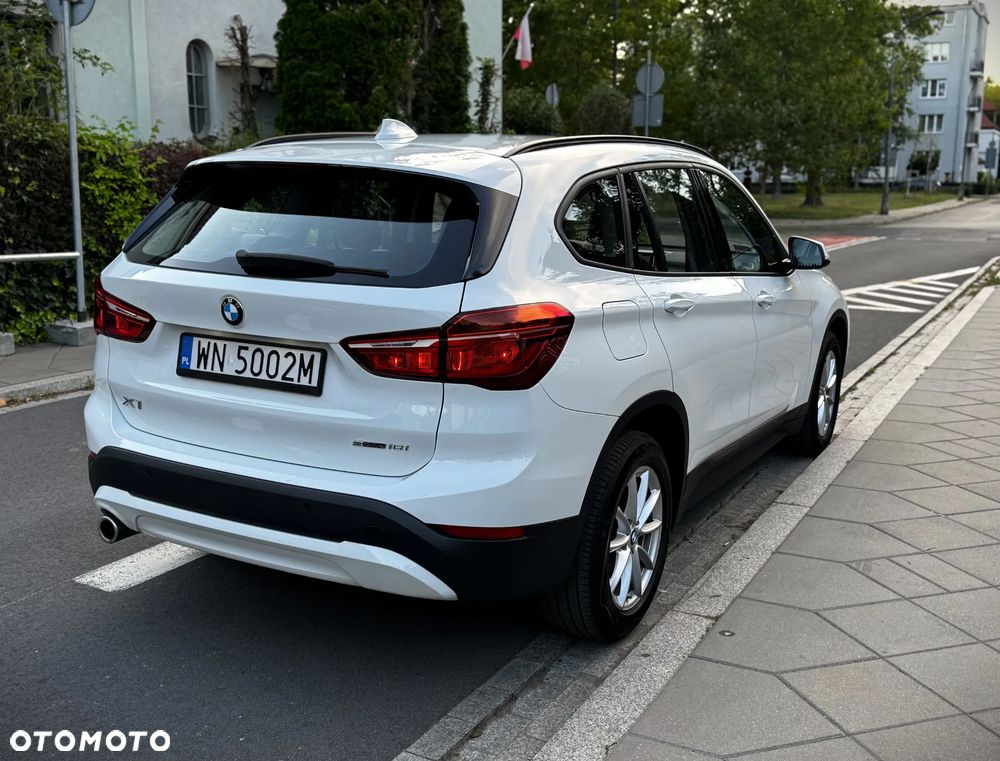 BMW X1 sDrive18i - 9