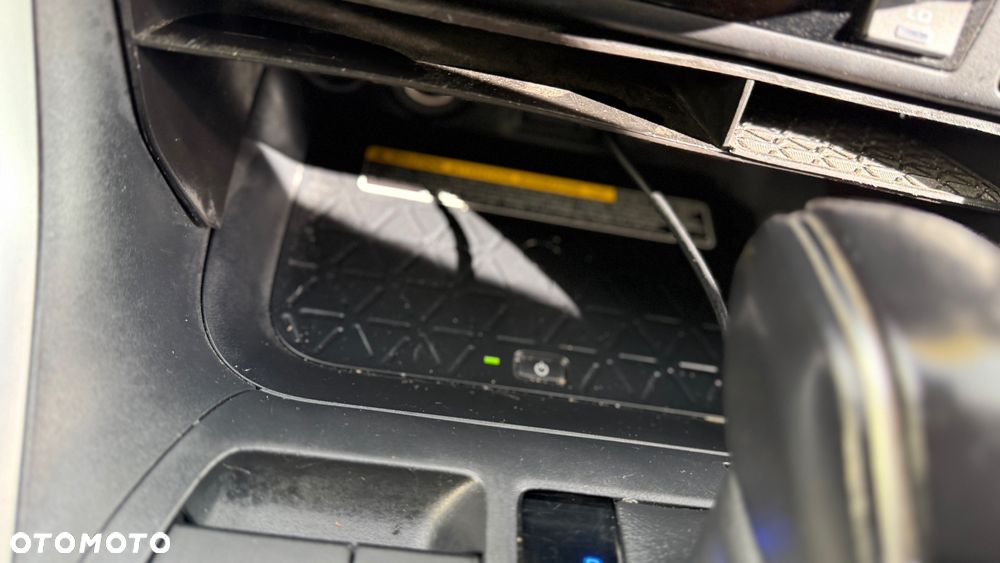 Toyota RAV4 2.5 Hybrid Selection 4x2 - 28