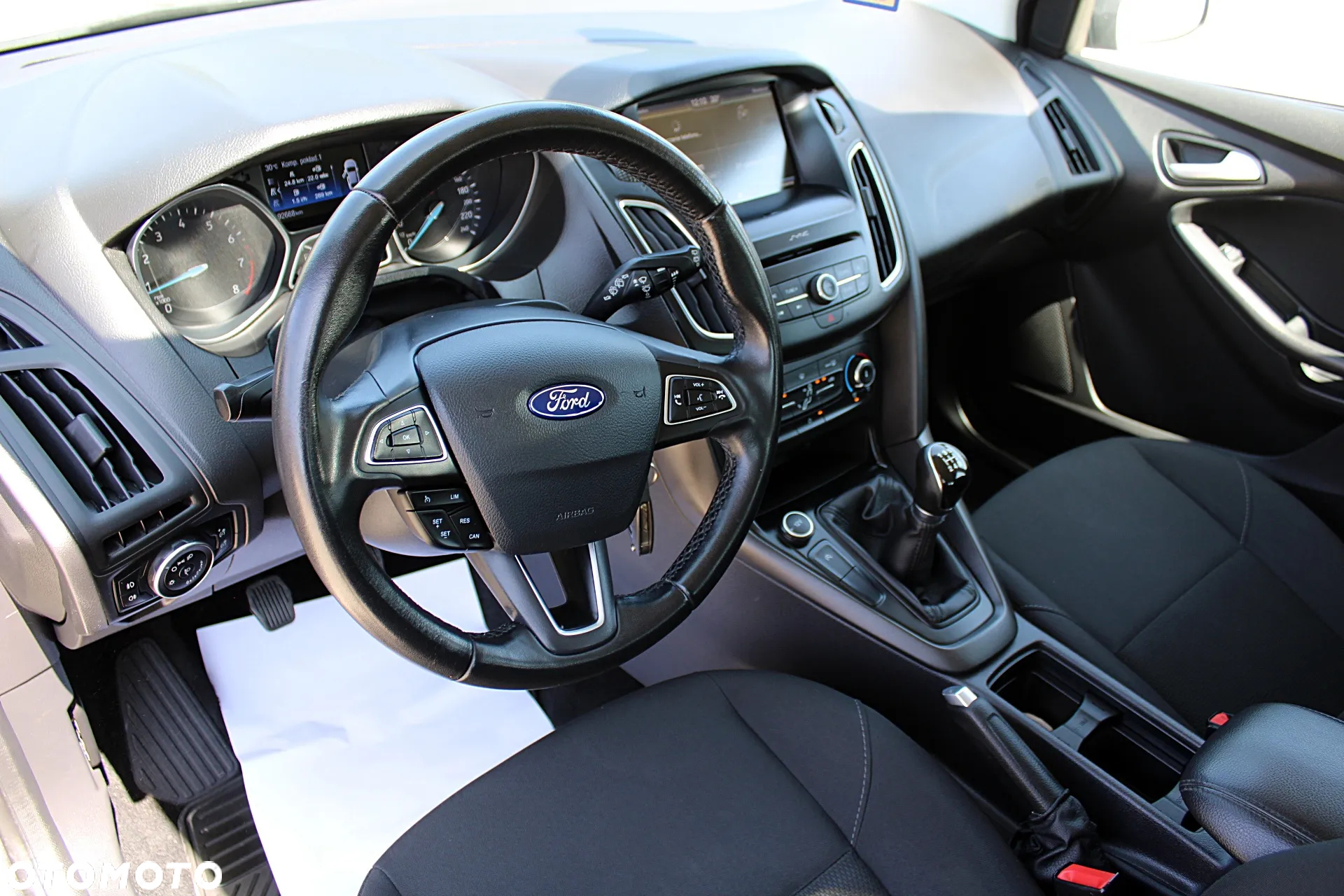 Ford Focus - 12