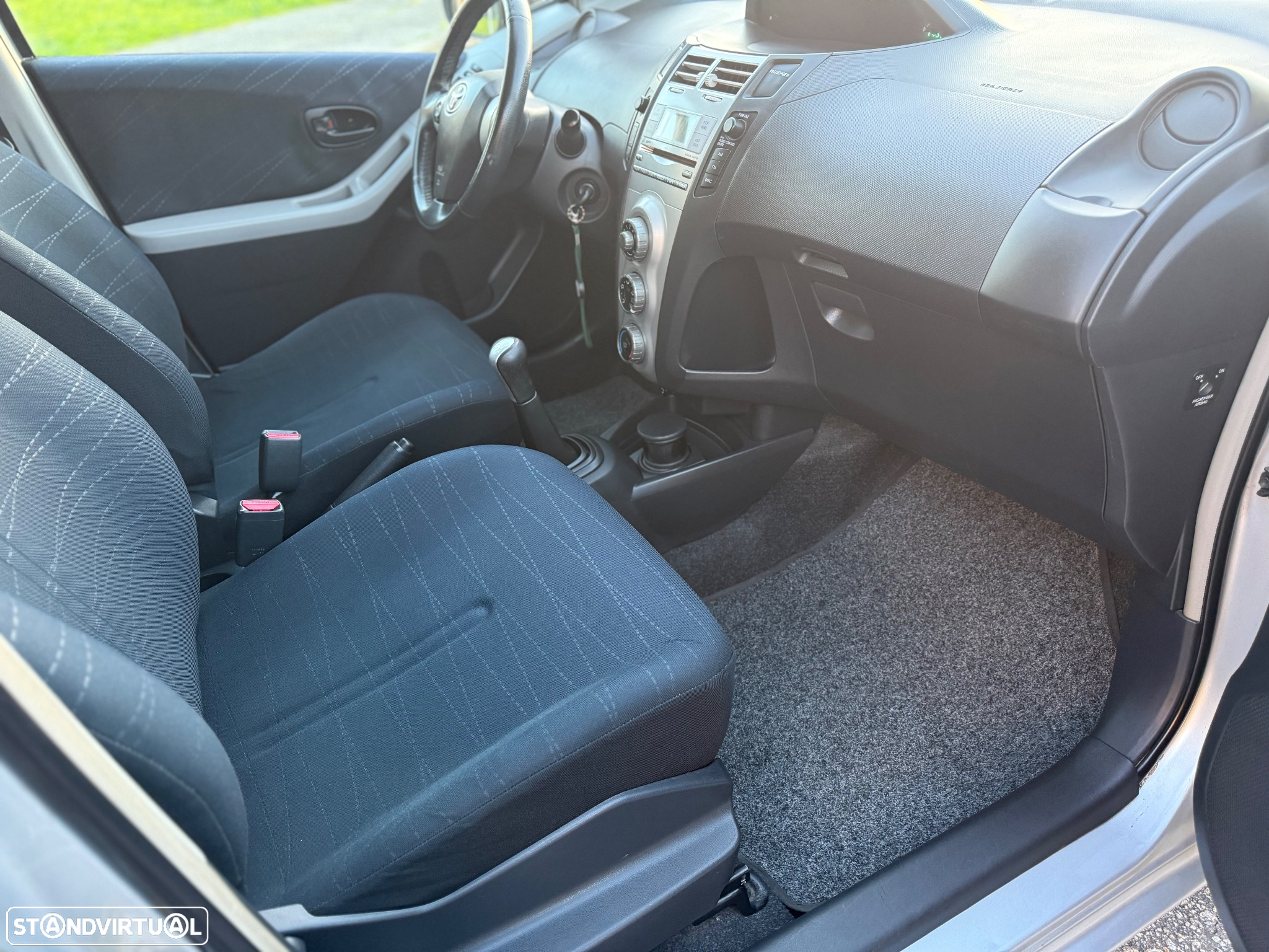 Toyota Yaris 1.0 VVT-i - 7