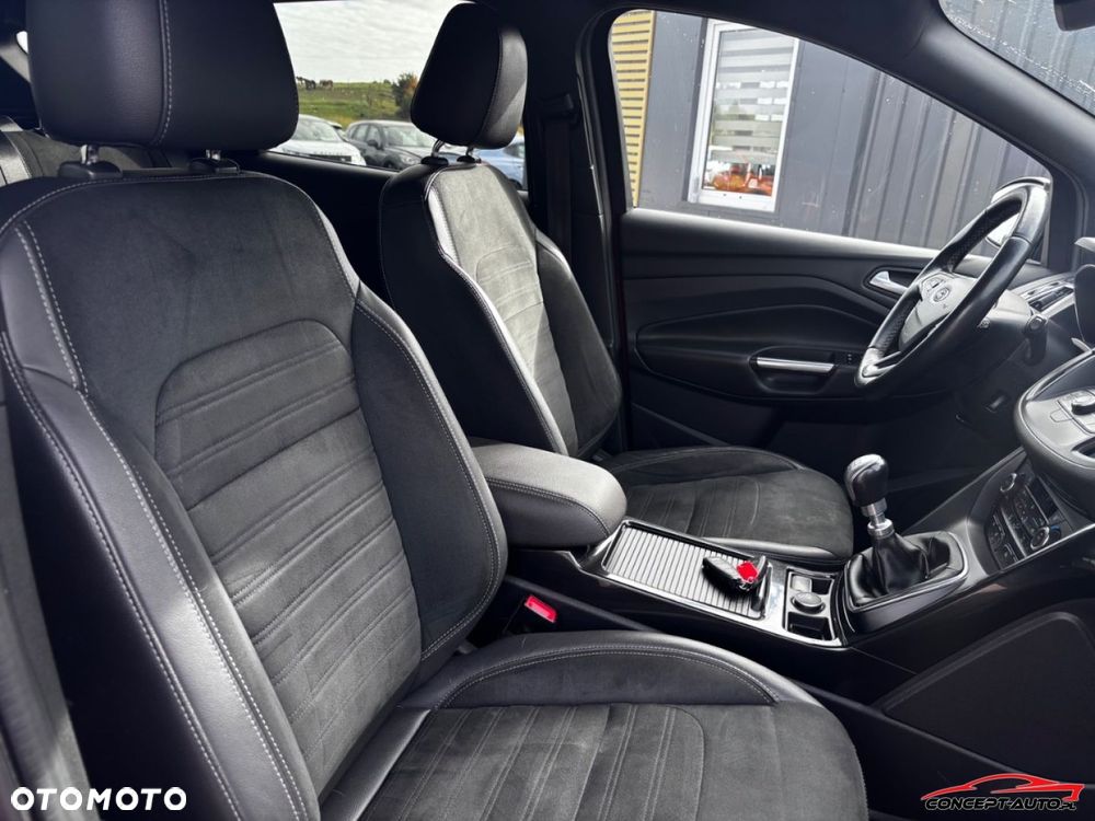 Ford Kuga - 18
