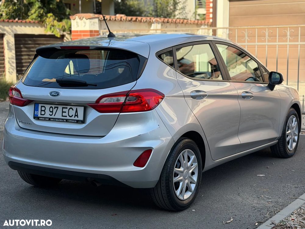 Ford Fiesta - 2
