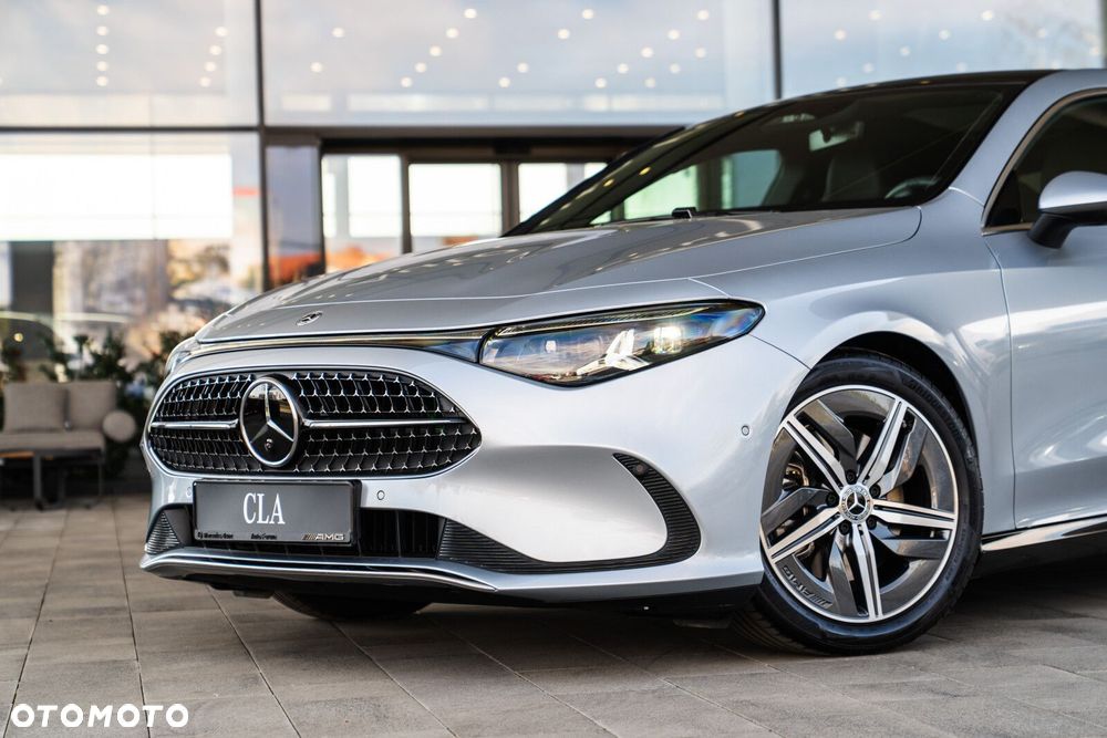 Mercedes-Benz CLA - 2