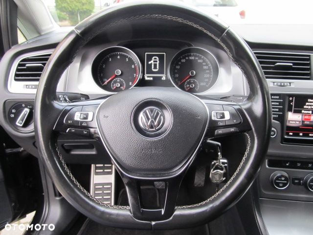 Volkswagen Golf 1.4 TSI BlueMotion Technology DSG Lounge - 19