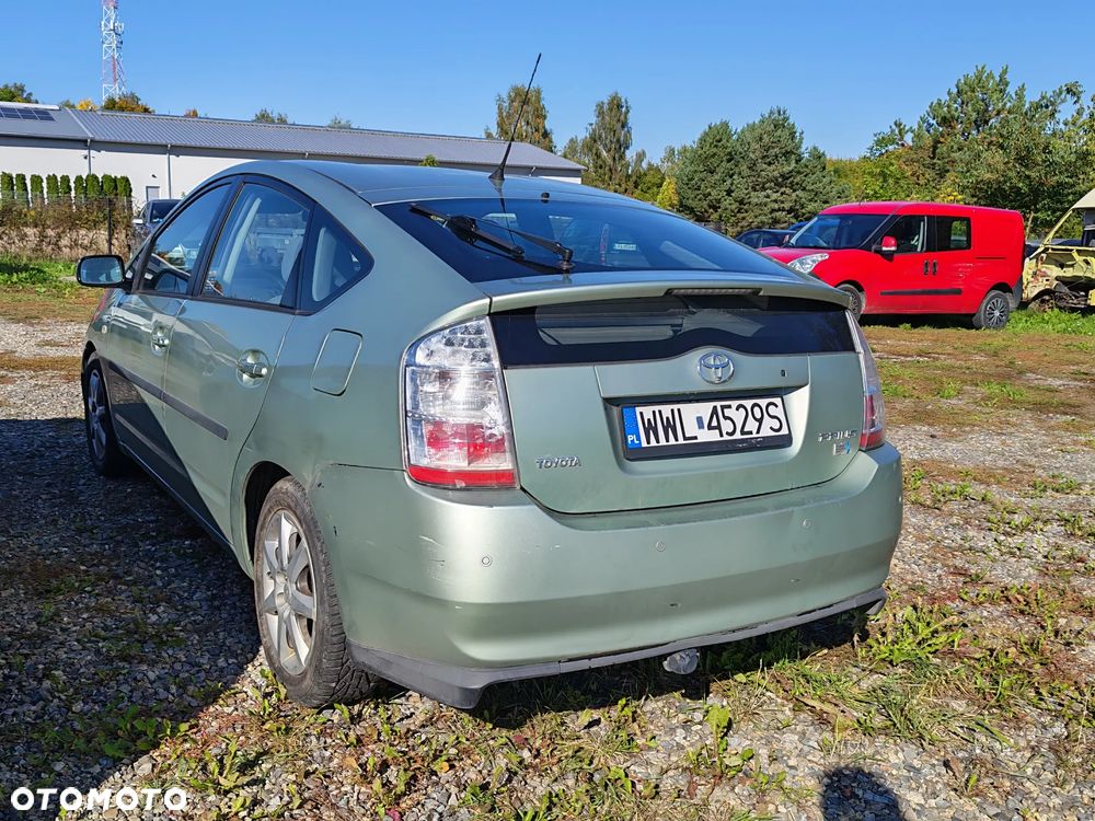 Toyota Prius 1.5 VVT-i Sol - 7