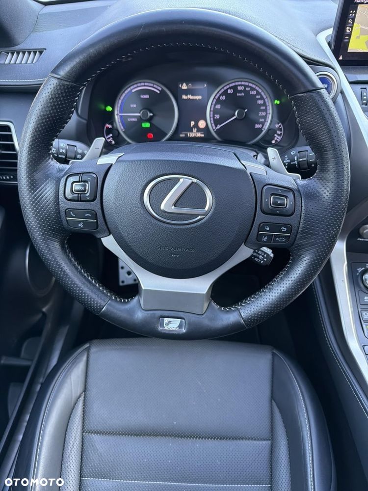 Lexus NX 300h F Sport AWD - 14