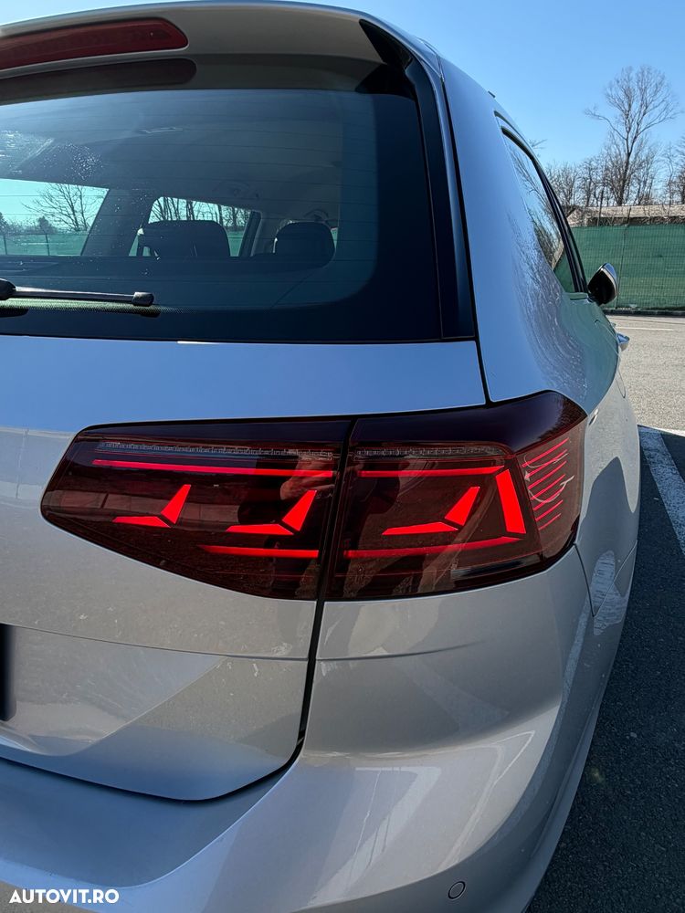 Volkswagen Passat 2.0 TDI SCR DSG Elegance - 8