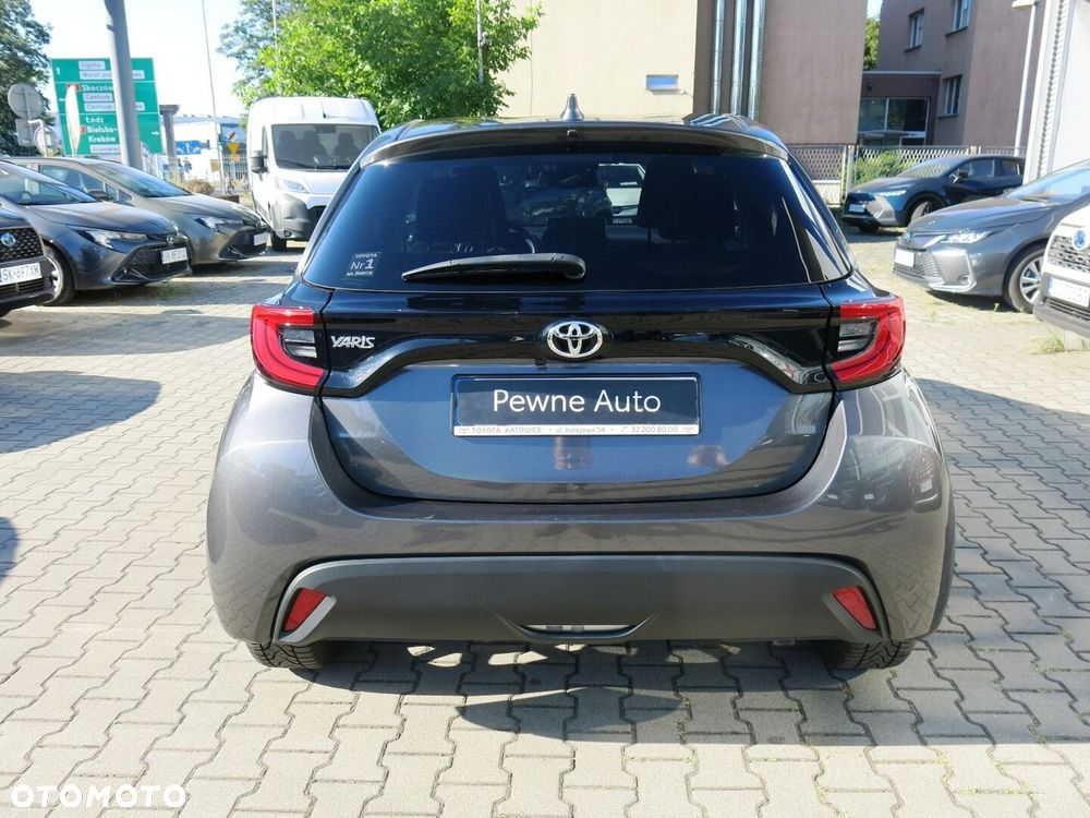 Toyota Yaris - 5