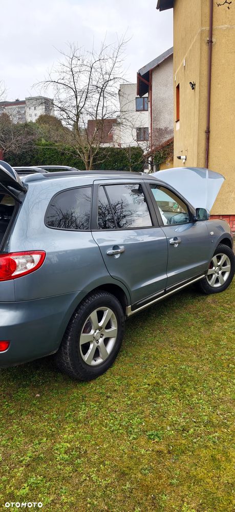 Hyundai Santa Fe - 3