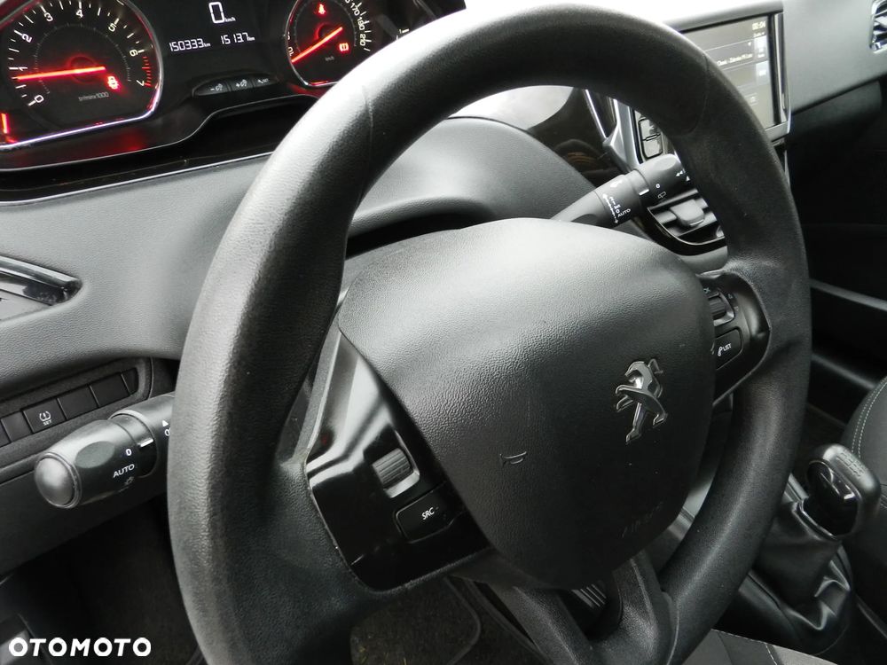 Peugeot 208 1.2 PureTech Active - 29