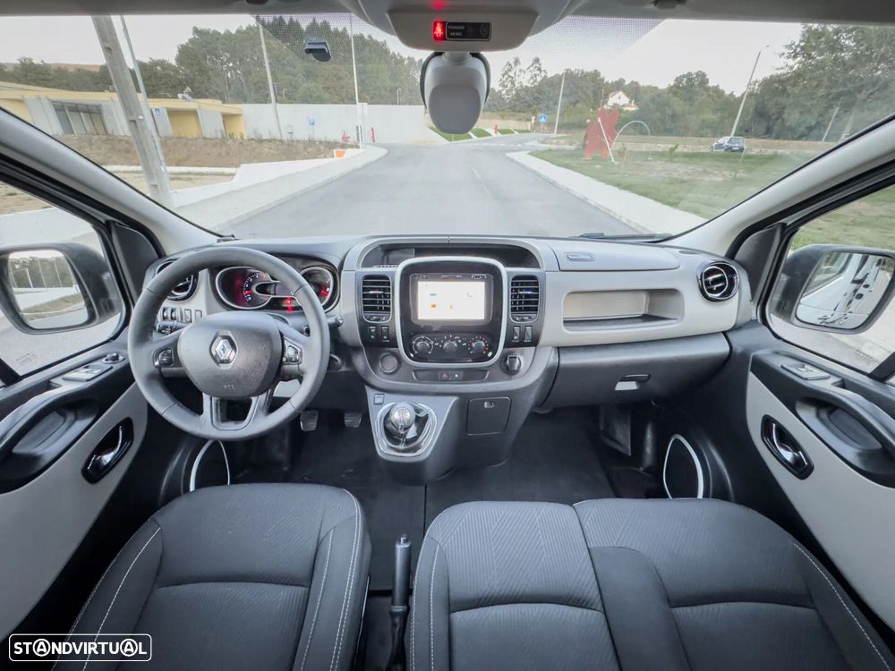Renault Trafic 1.6 dCi L2H1 1.2T SS - 12