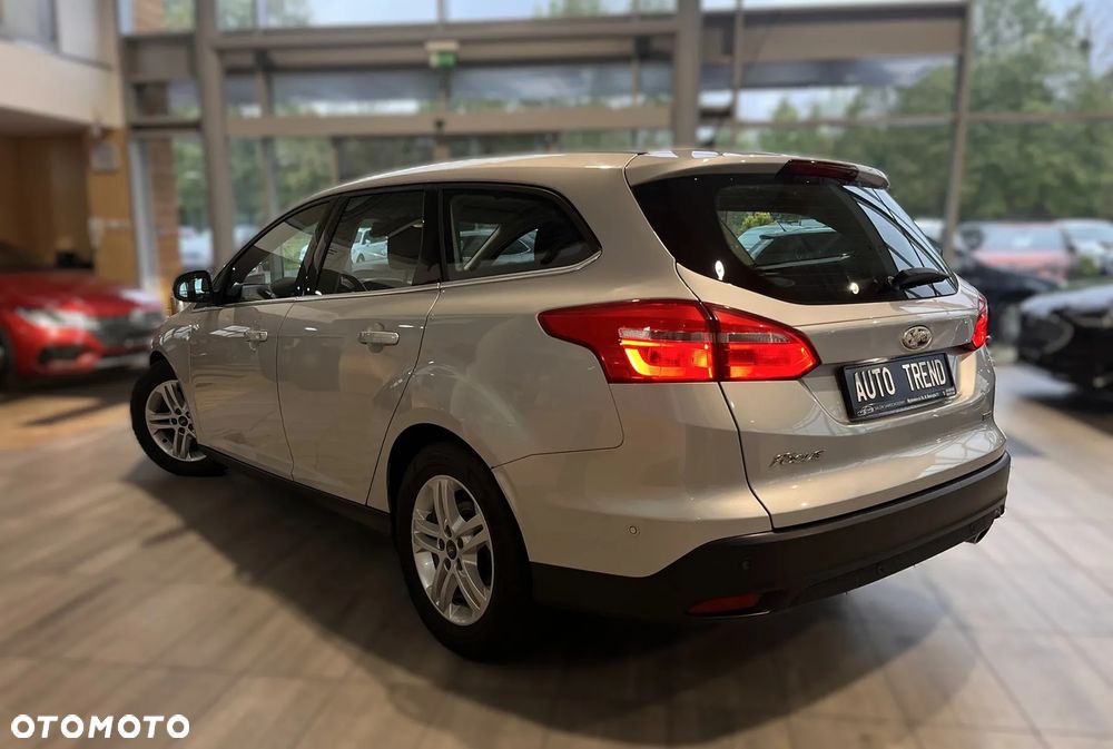 Ford Focus 1.5 EcoBoost Start-Stopp-System TITANIUM X - 4