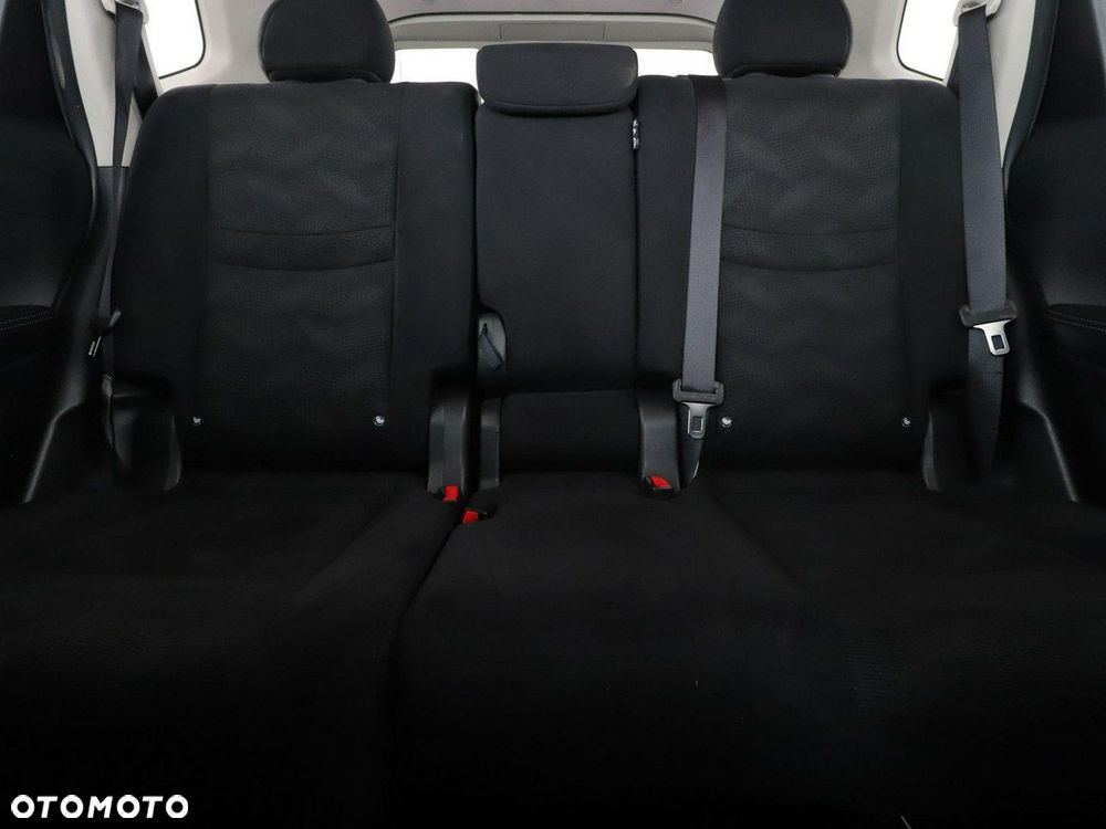 Nissan X-Trail 1.6 DIG-T Visia - 18