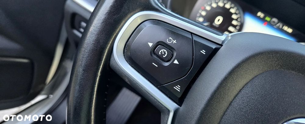 Volvo V60 D4 Geartronic Momentum Pro - 21