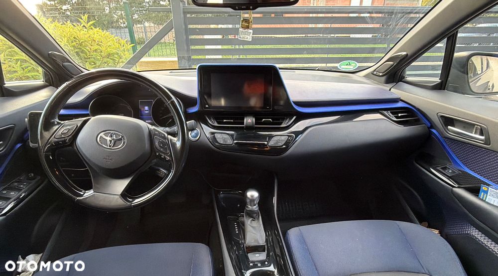 Toyota C-HR - 7