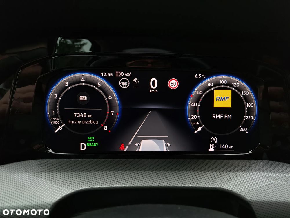 Volkswagen Golf - 24