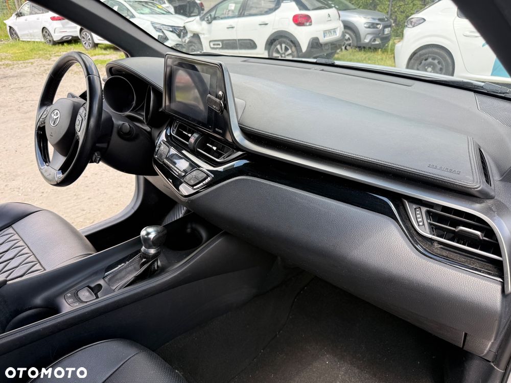 Toyota C-HR - 6