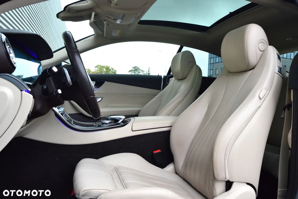 Mercedes-Benz Klasa E 400 4-Matic 9G-TRONIC - 16