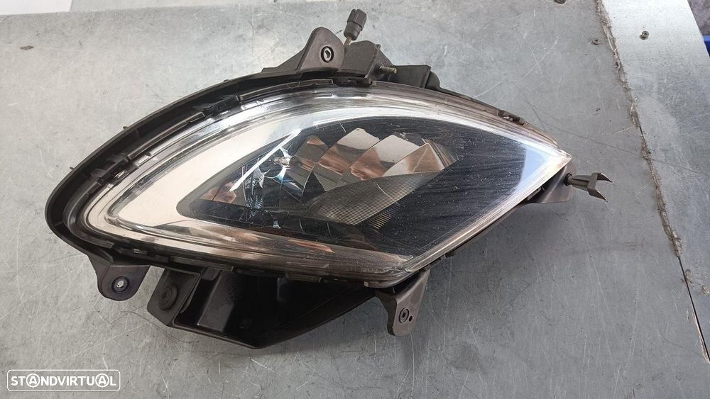 FAROL DE NEVOEIRO DIREITO HYUNDAI IX20 JC - 1