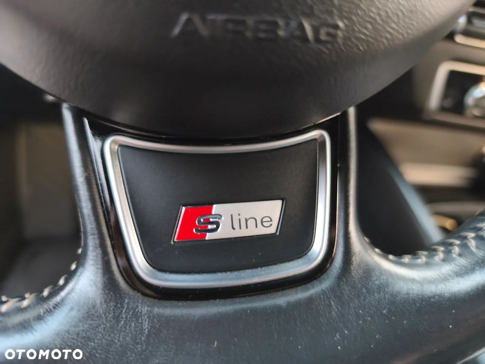 Audi A3 Sportback 2.0 TDI S tronic S line Sportpaket - 29