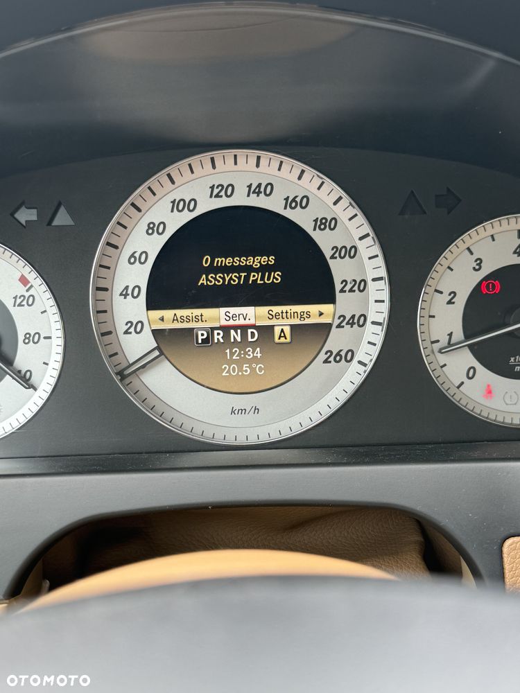 Mercedes-Benz Klasa C 300 Avantgarde 4-Matic - 21