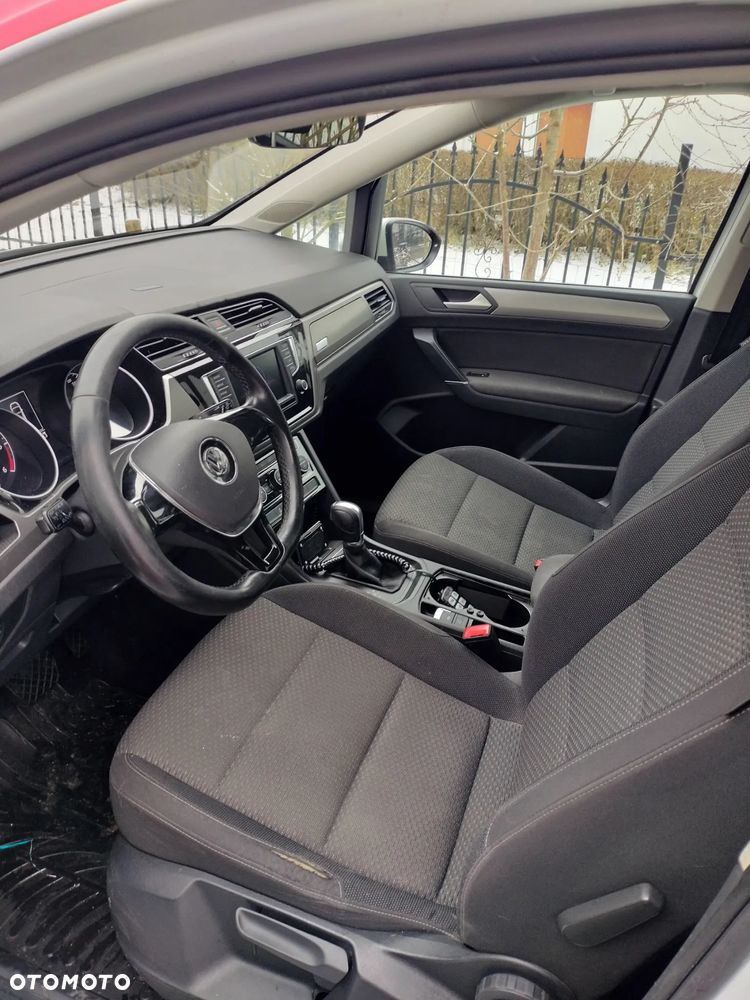 Volkswagen Touran - 7