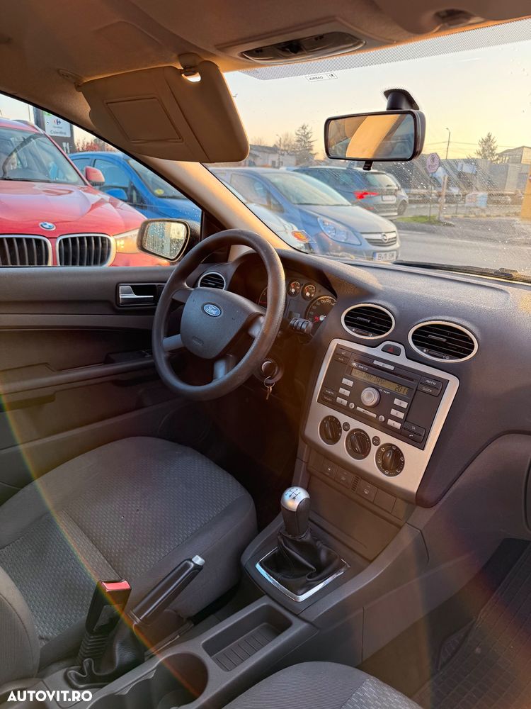 Ford Focus 1.6 TDCI DPF Anniversary - 6