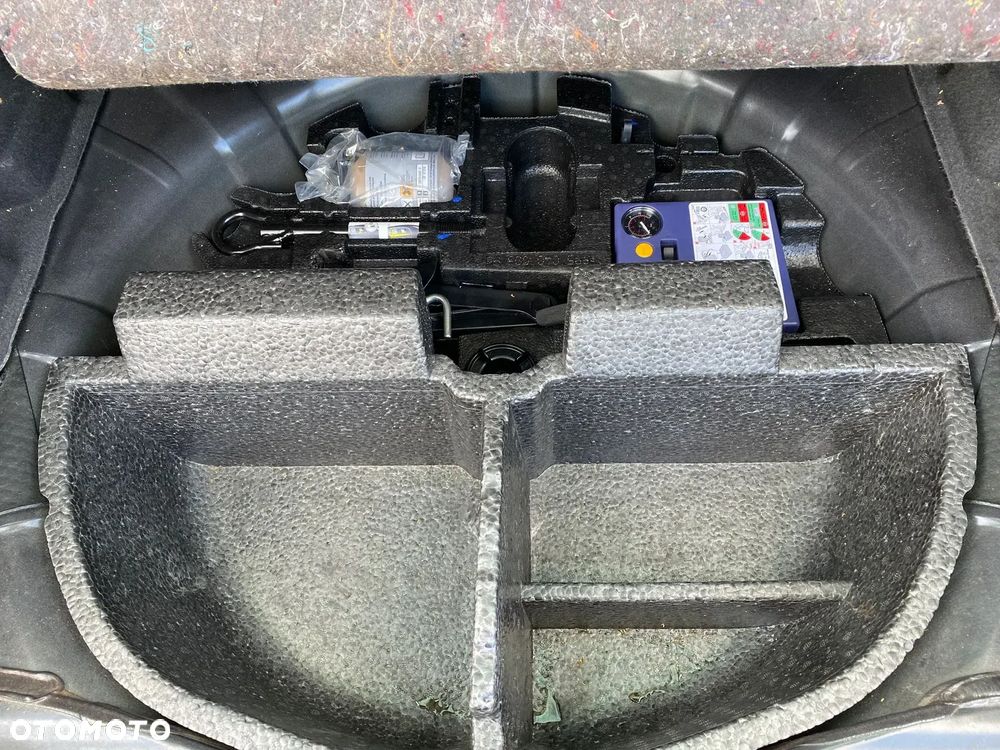 Renault Laguna Grandtour dCi 175 FAP GT - 19